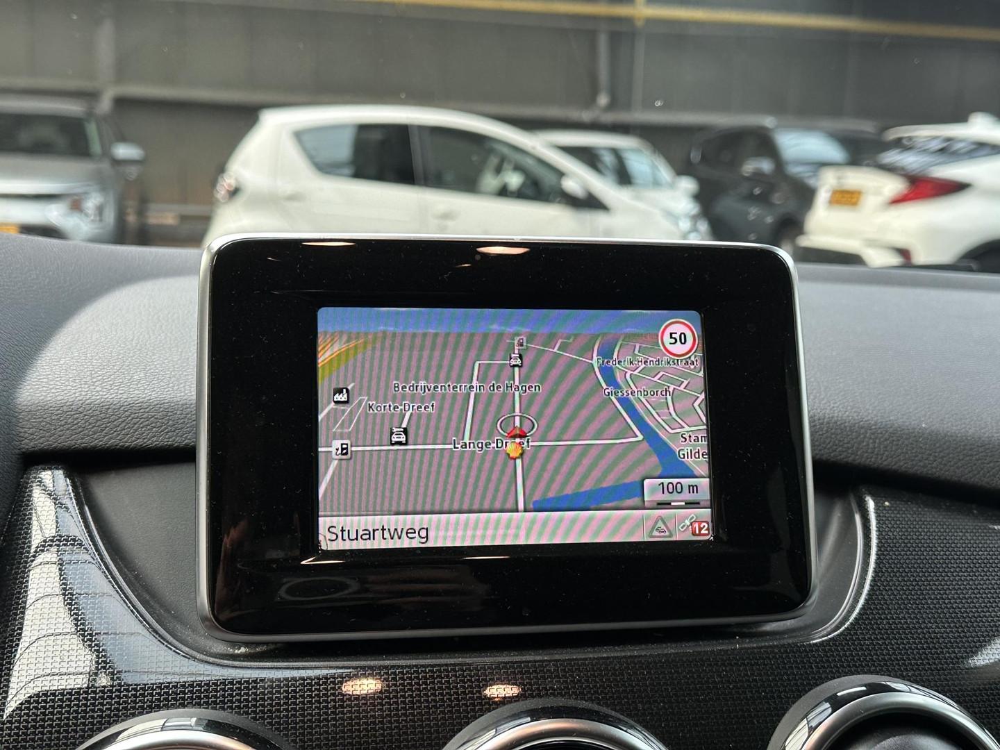 Mercedes-Benz Mercedes-Benz