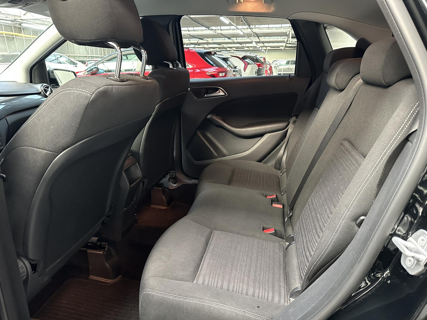 Mercedes-Benz Mercedes-Benz