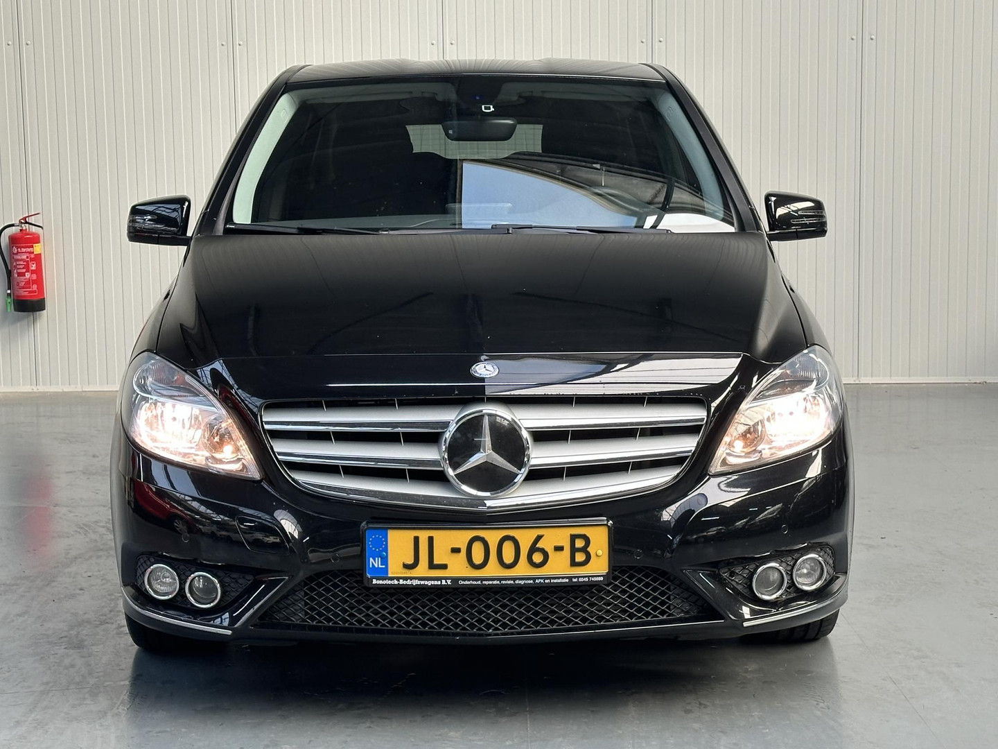 Mercedes-Benz Mercedes-Benz