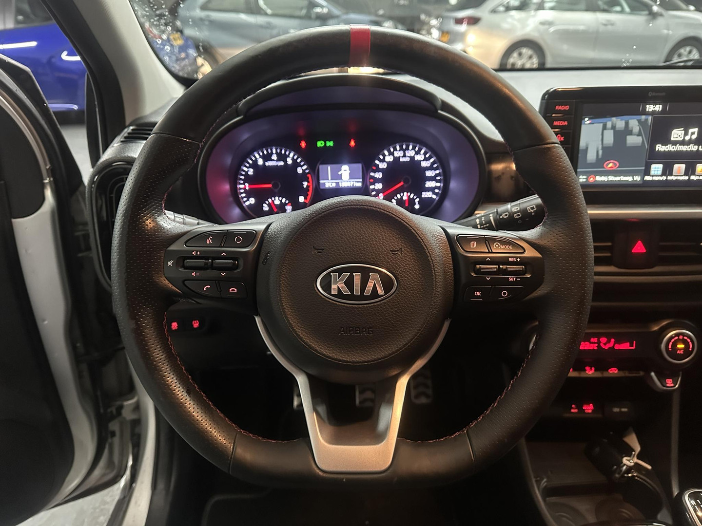Kia