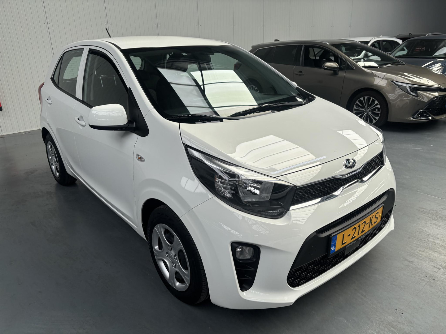 Kia