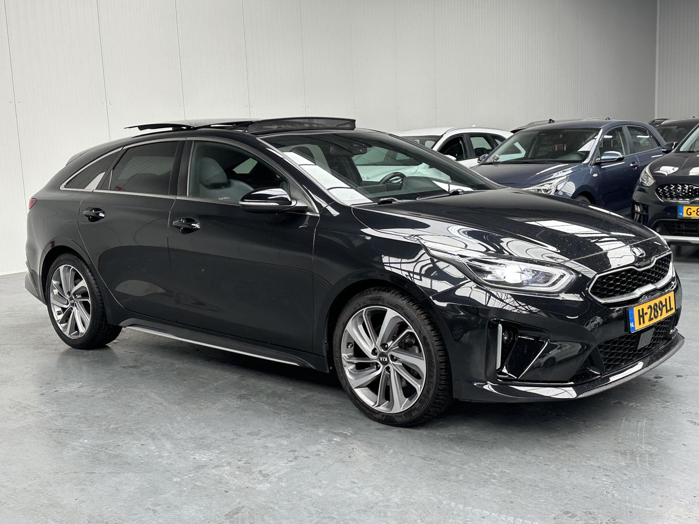 Kia