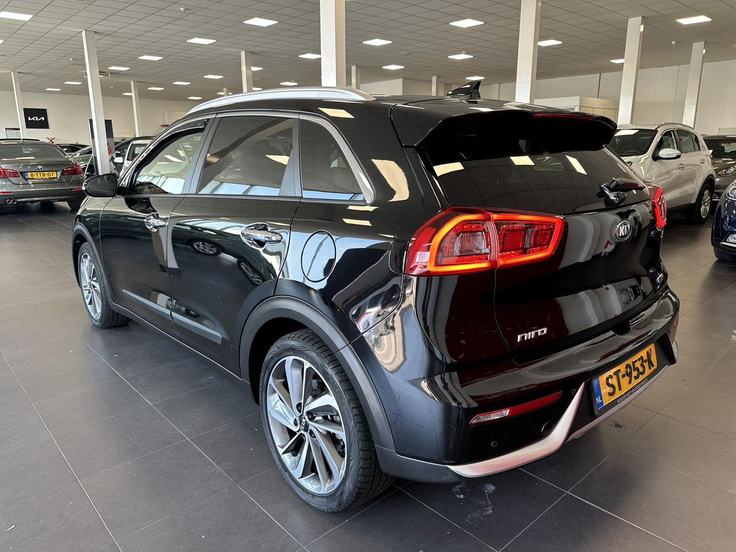 Kia