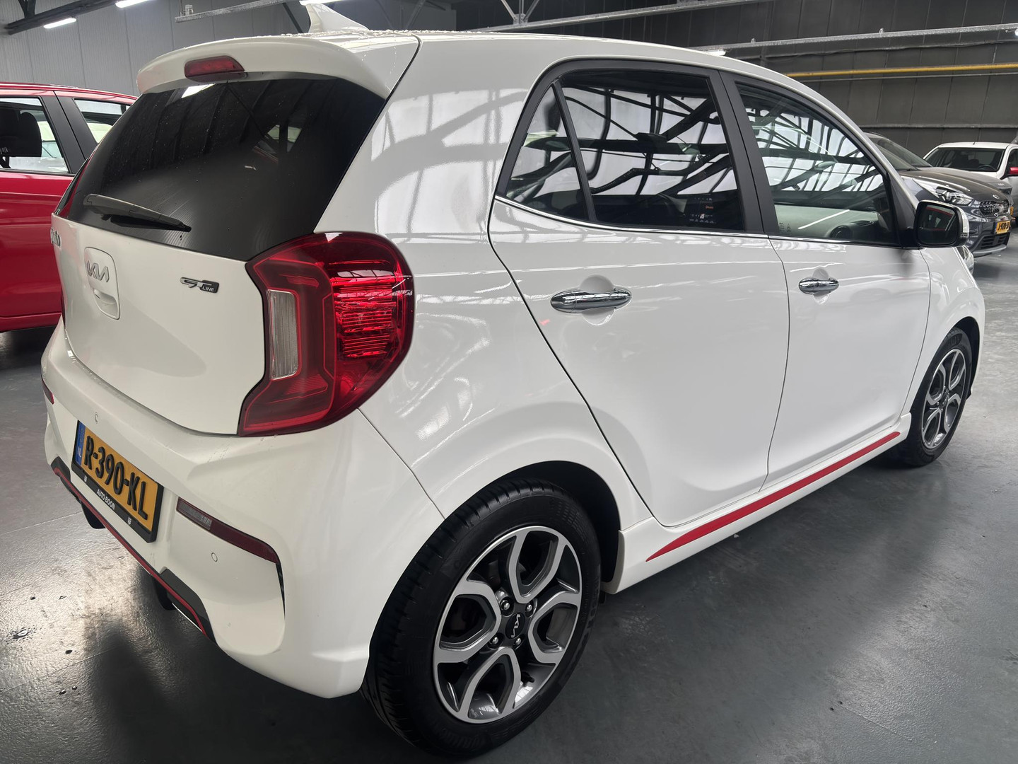 Kia