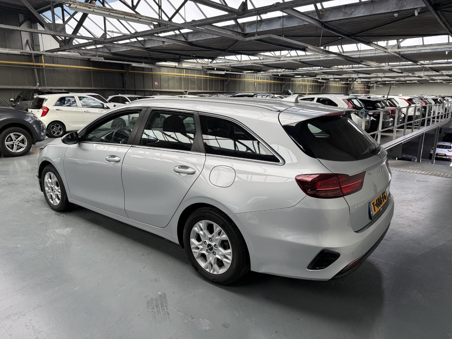 Kia