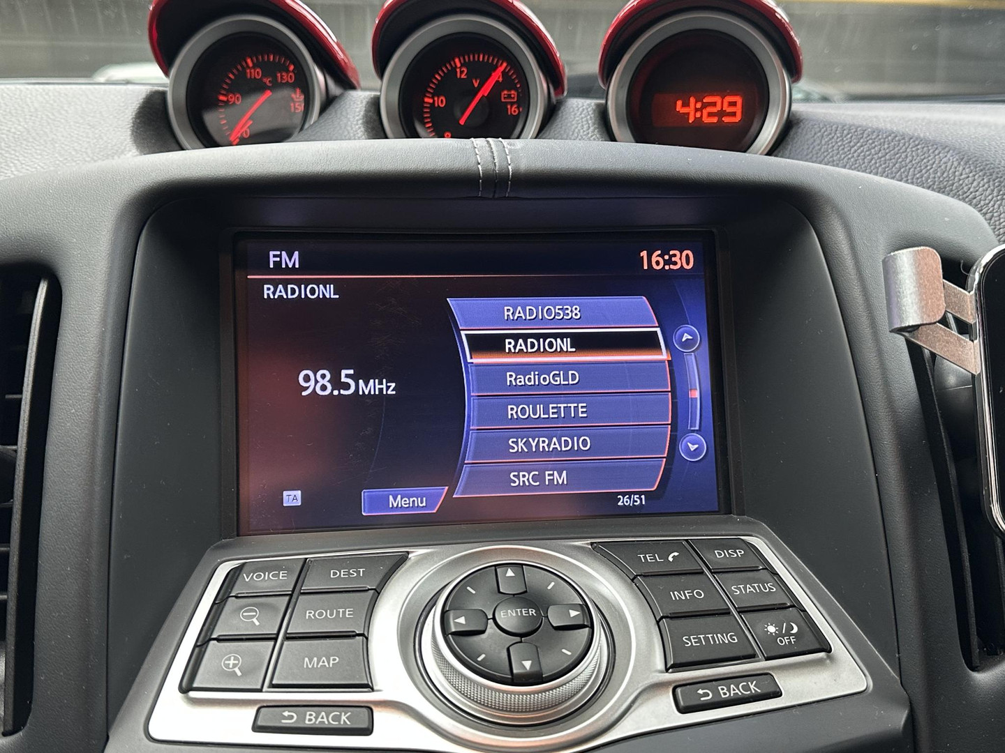 Nissan Nissan