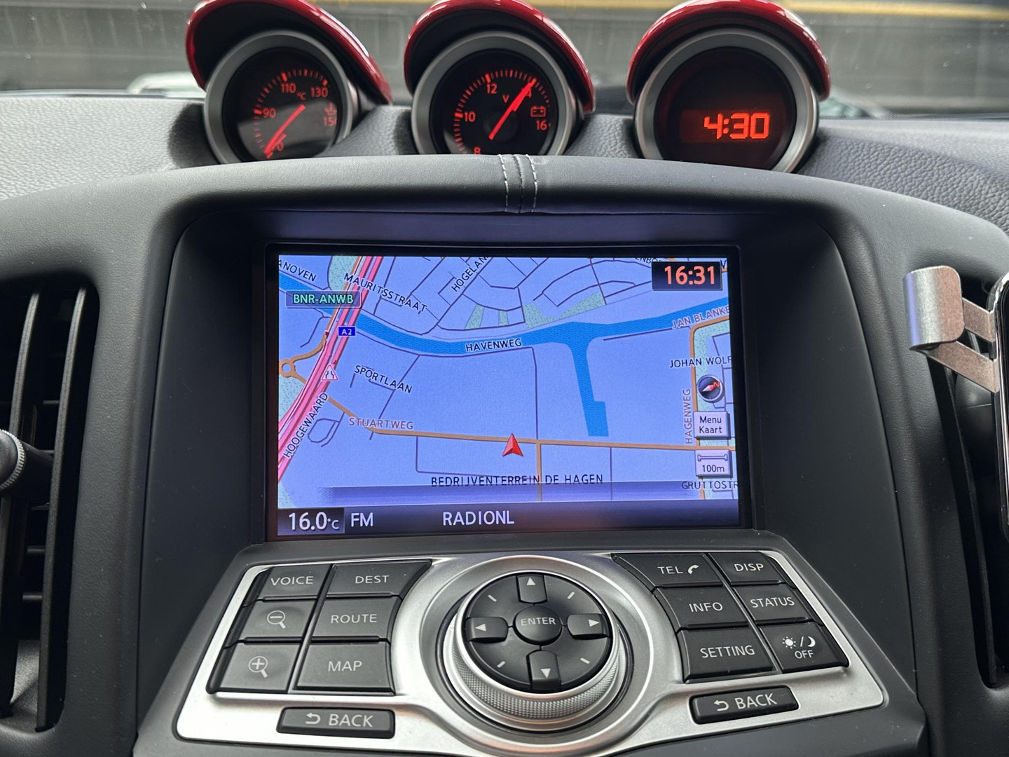 Nissan Nissan