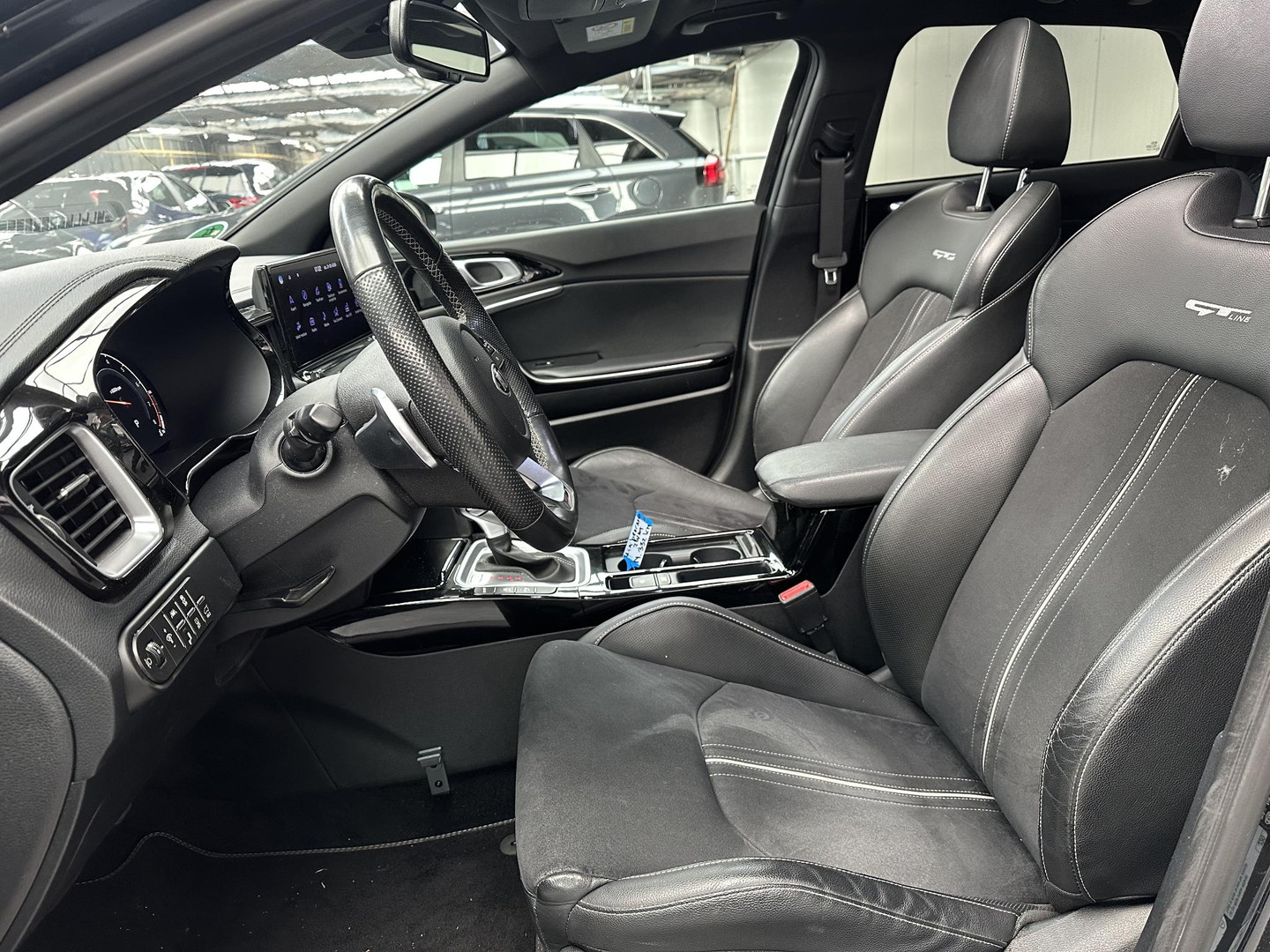 Kia Proceed