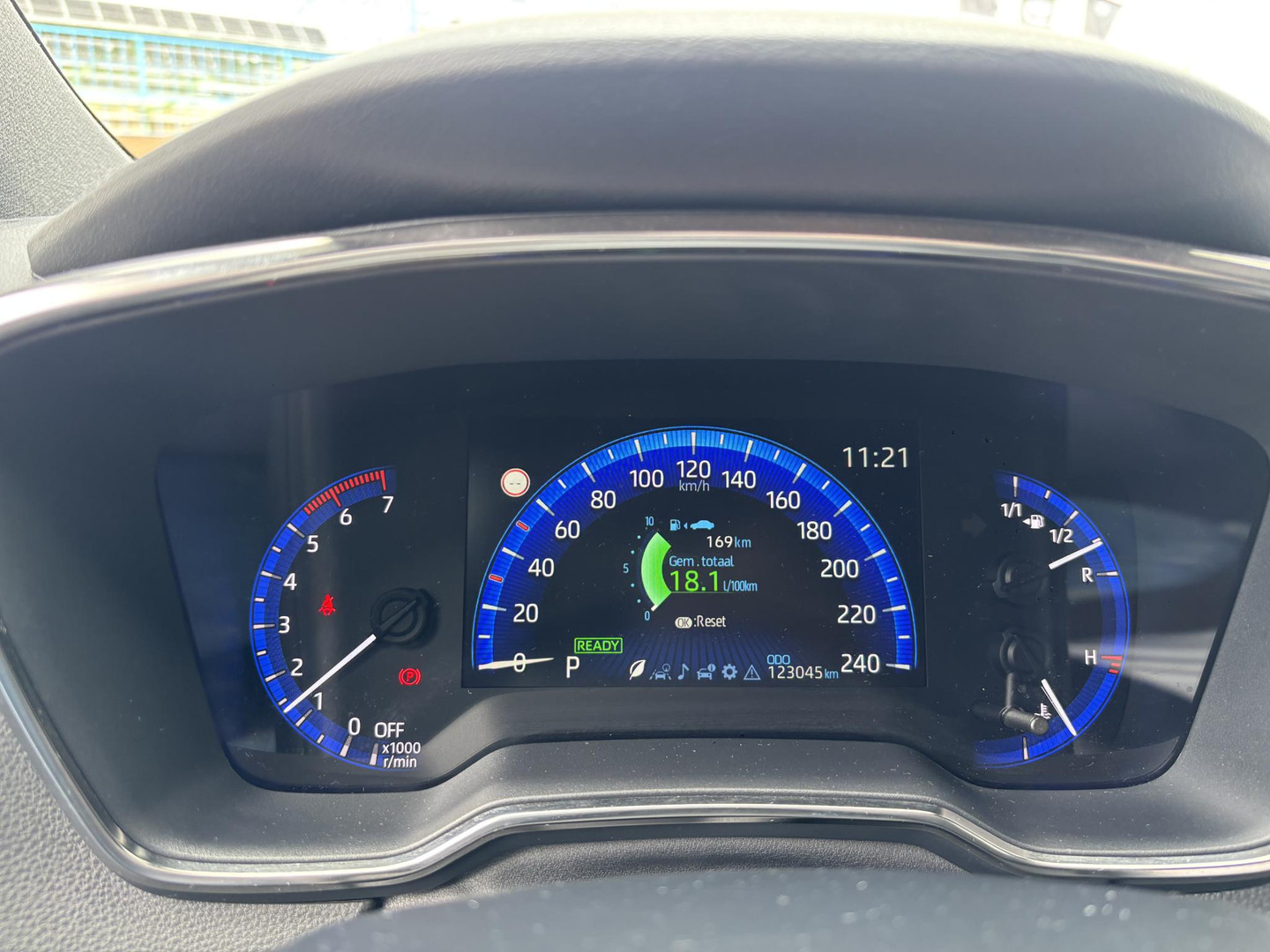 Toyota Corolla Touring Sports