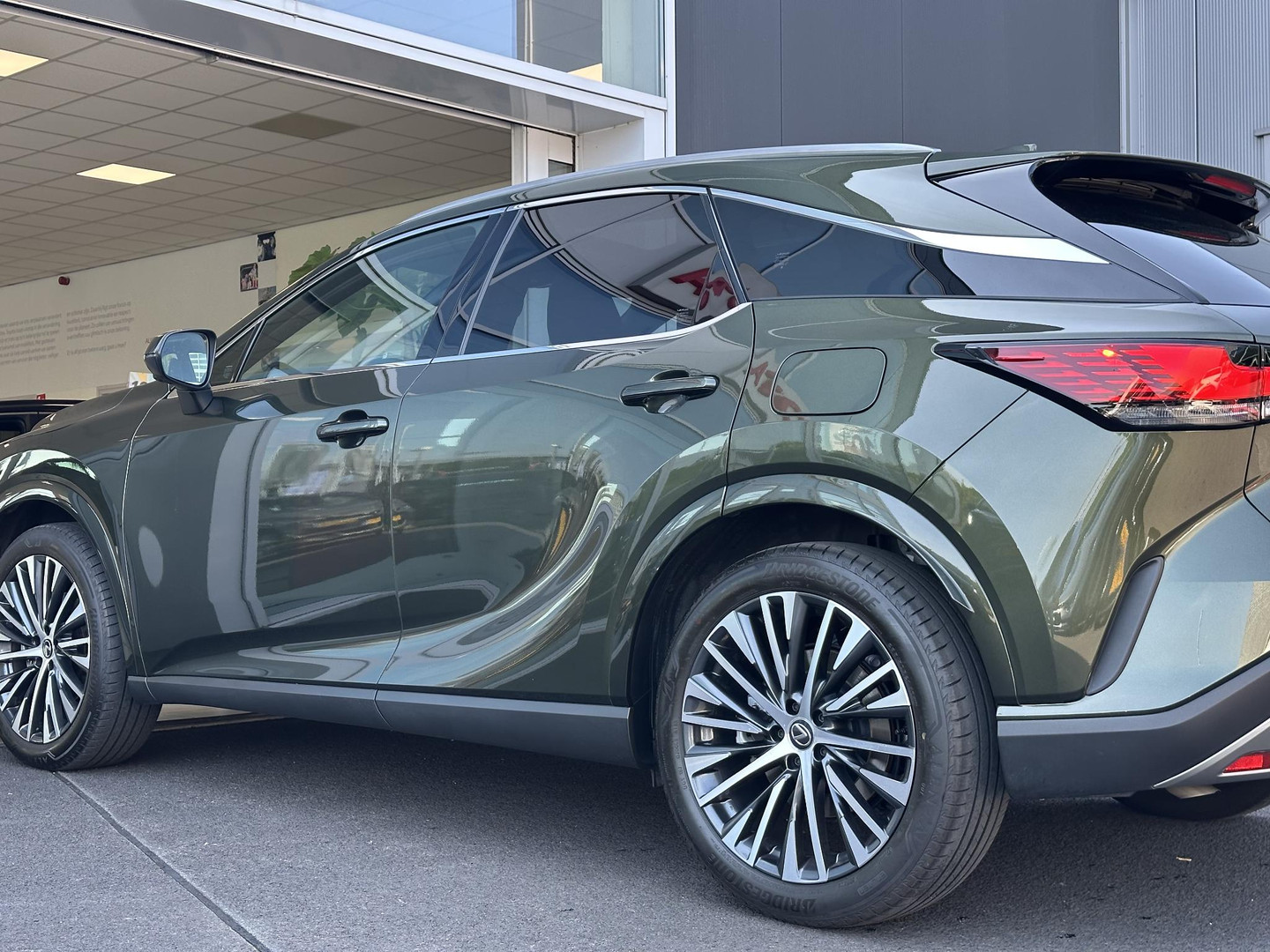 Lexus Lexus