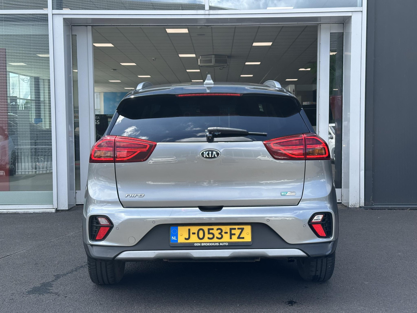 Kia
