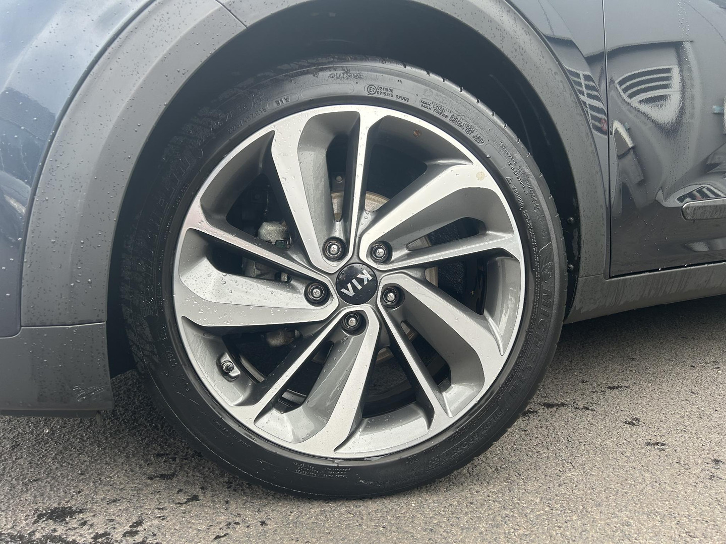 Kia