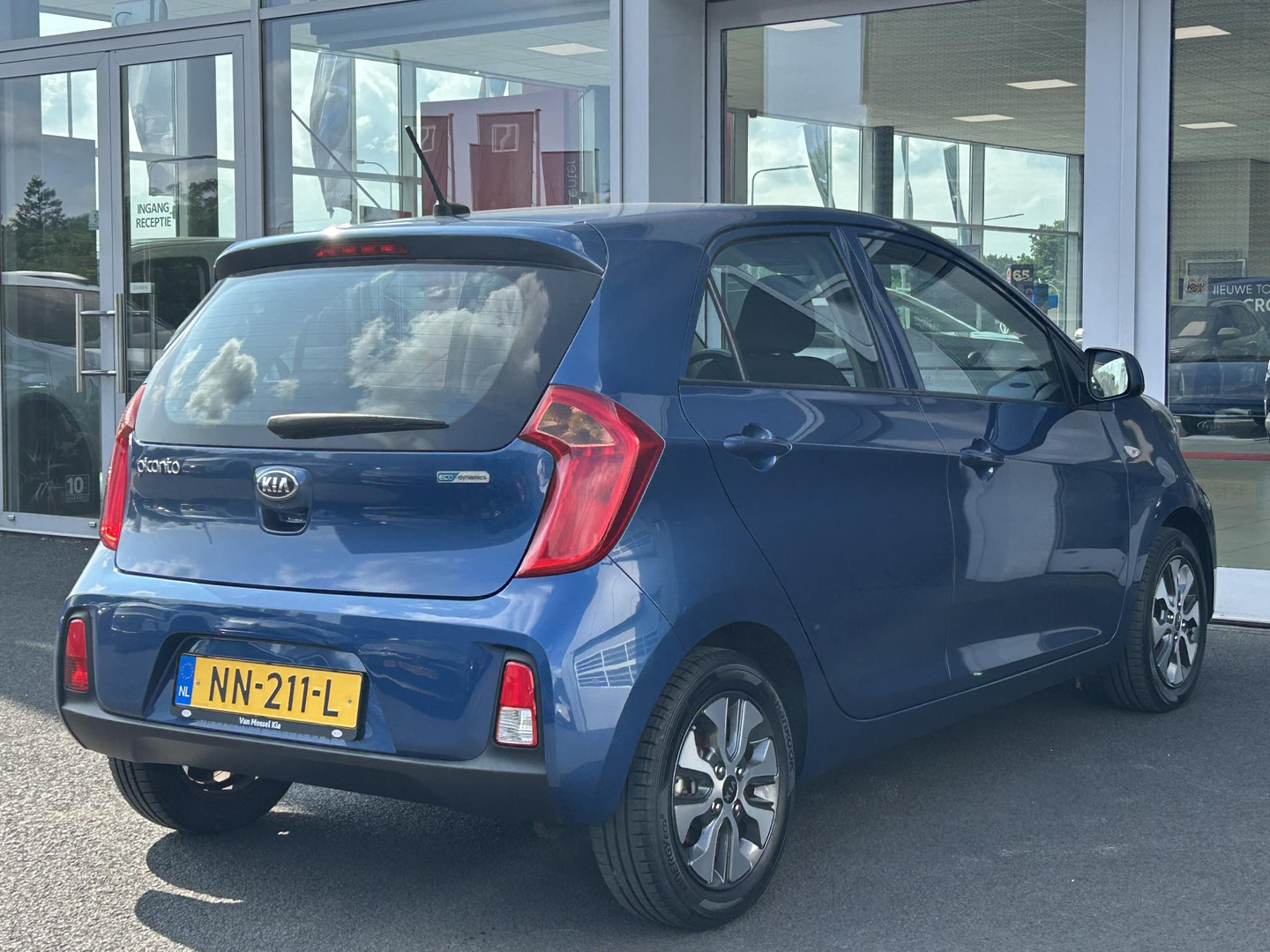 Kia