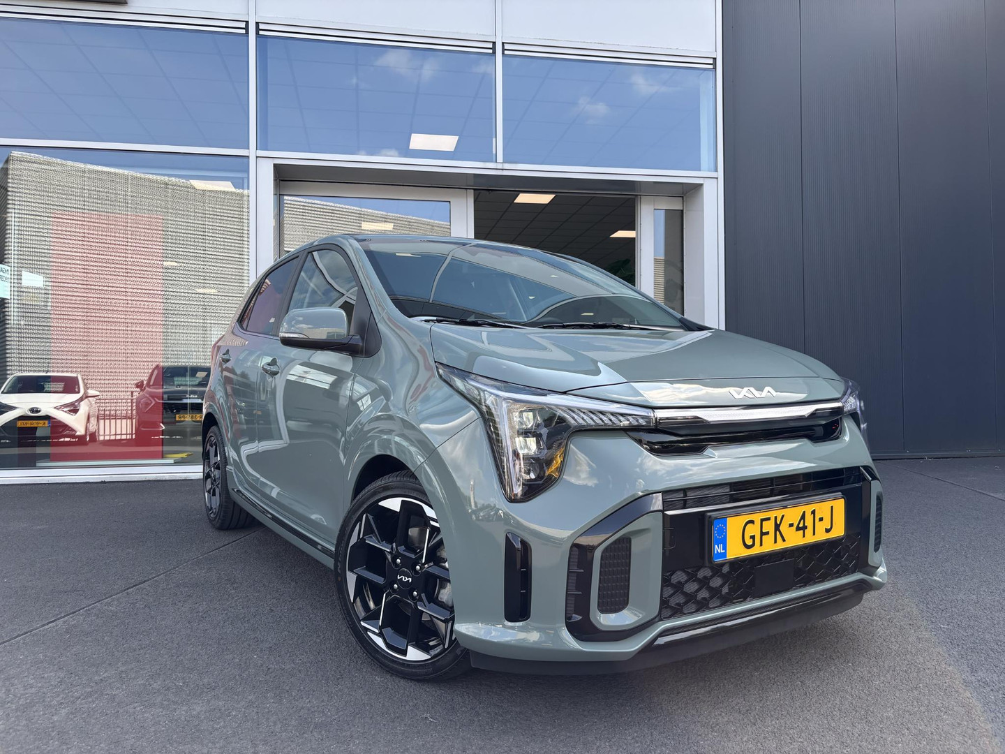 Kia
