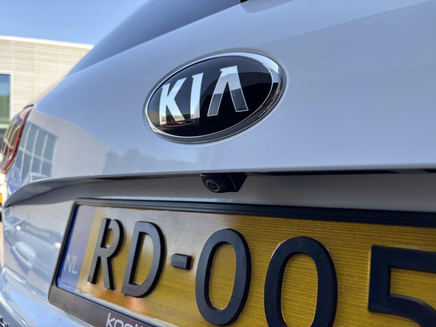 Kia