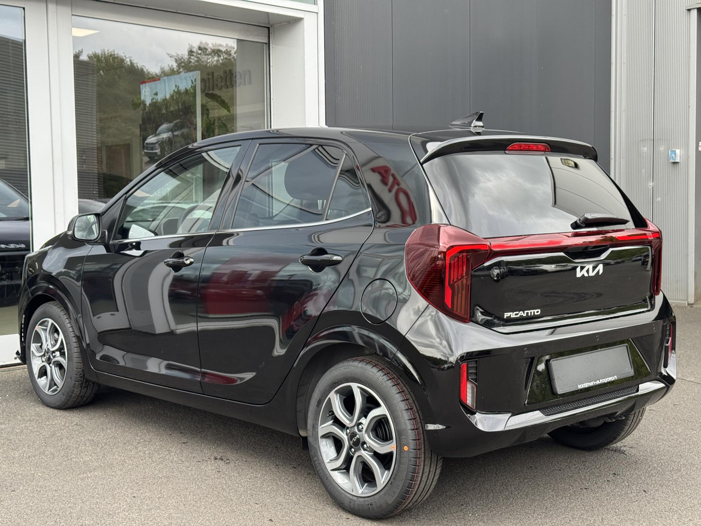 Kia