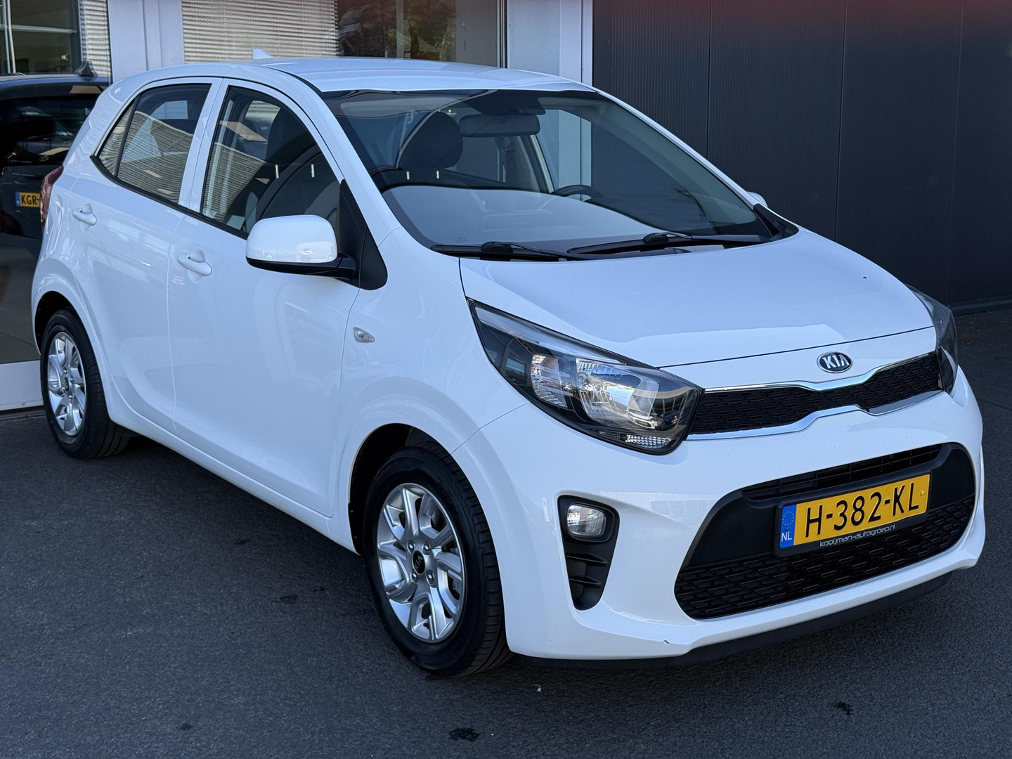 Kia