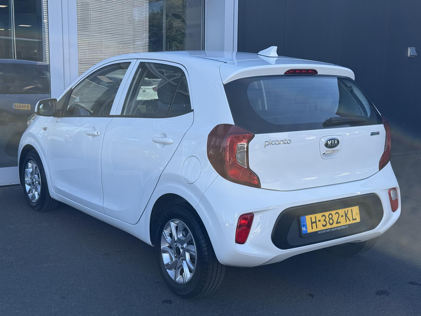 Kia