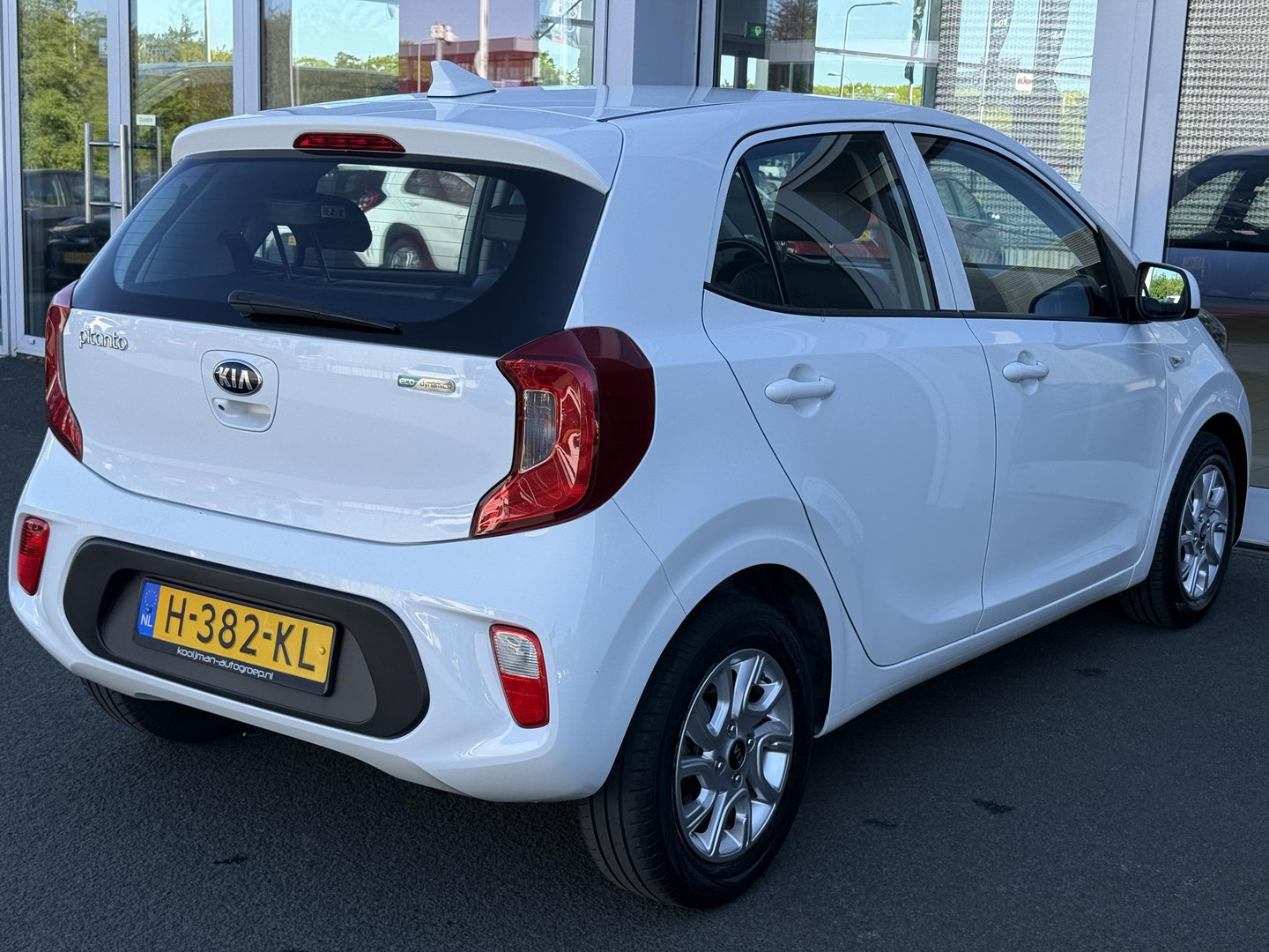 Kia