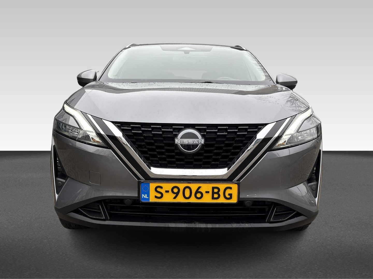 Nissan Nissan