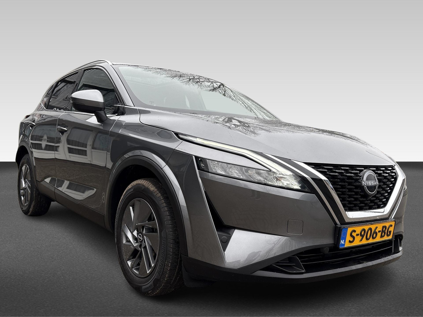 Nissan Nissan
