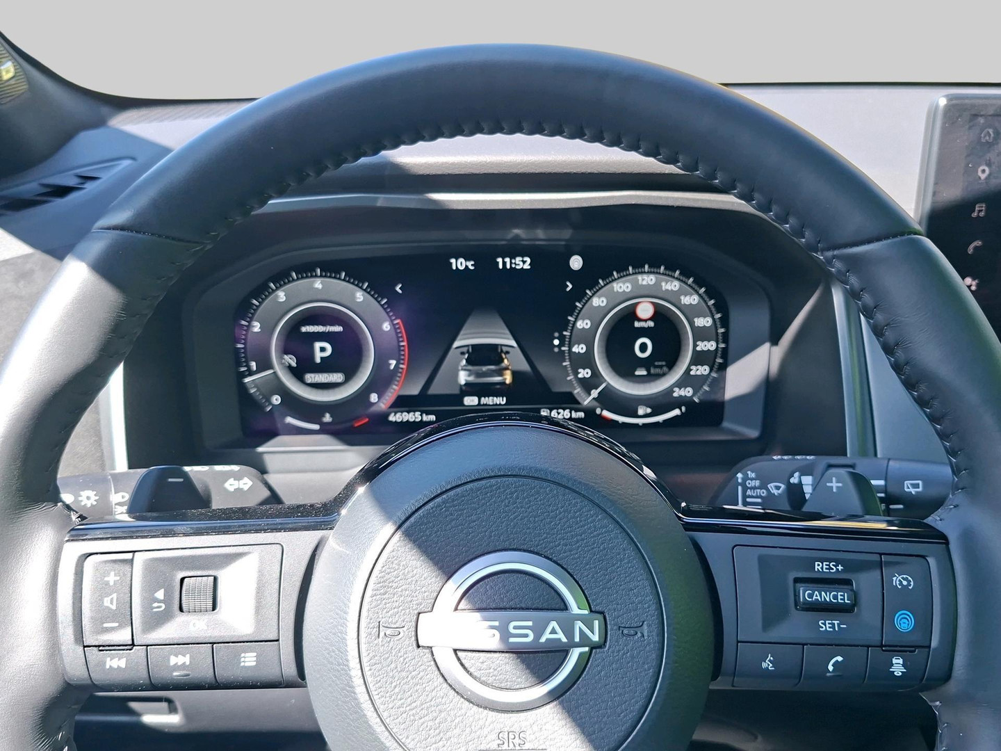 Nissan Nissan