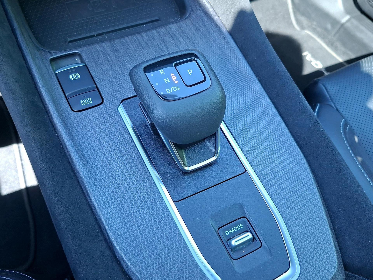 Nissan Nissan