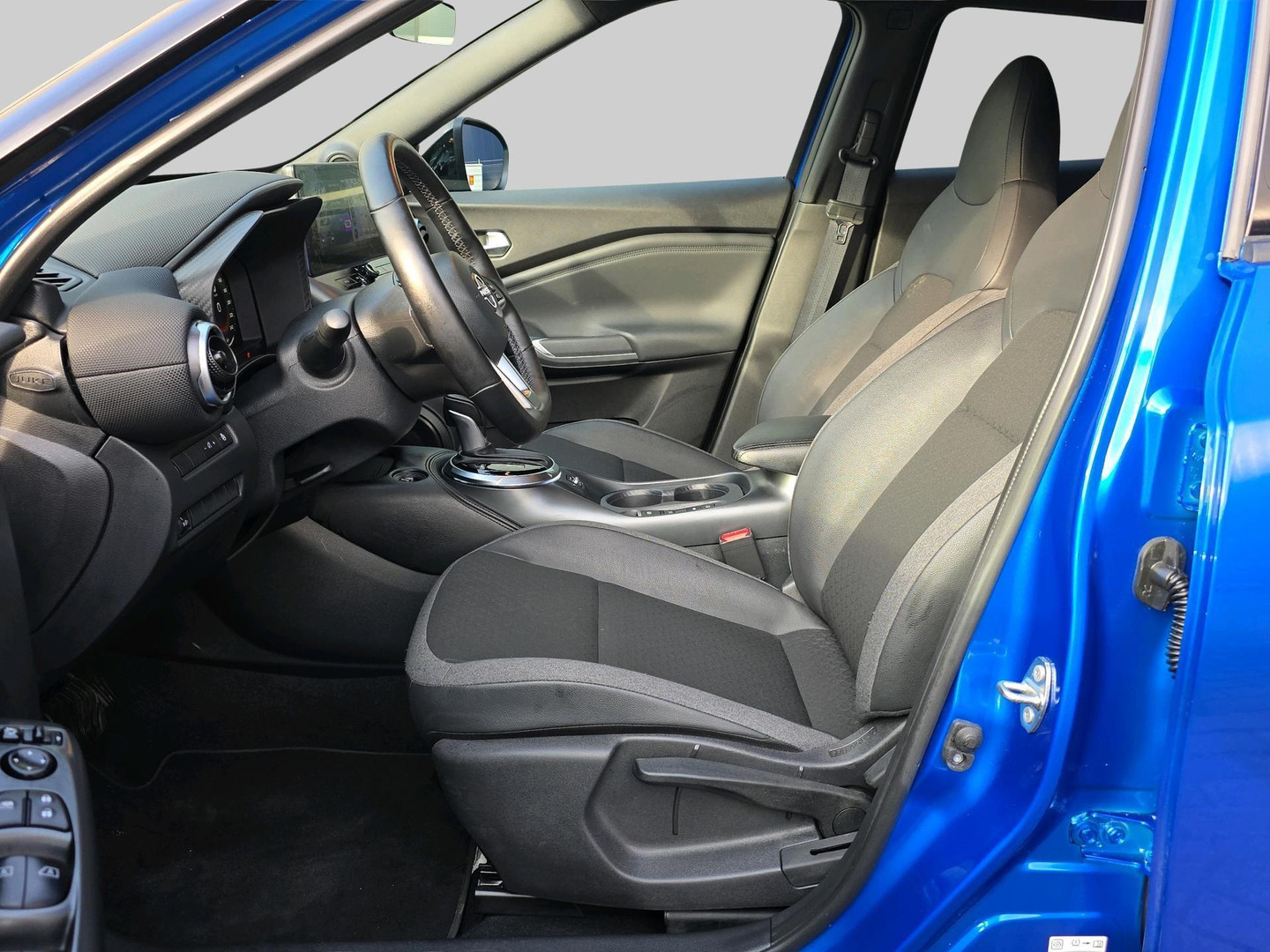 Nissan Nissan