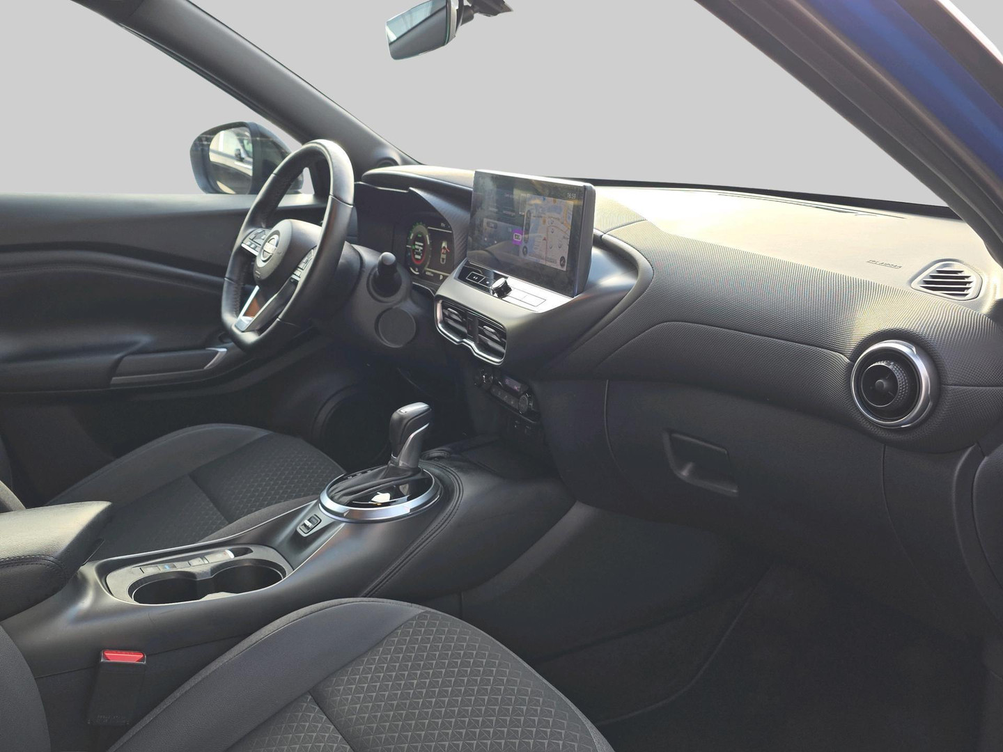Nissan Nissan
