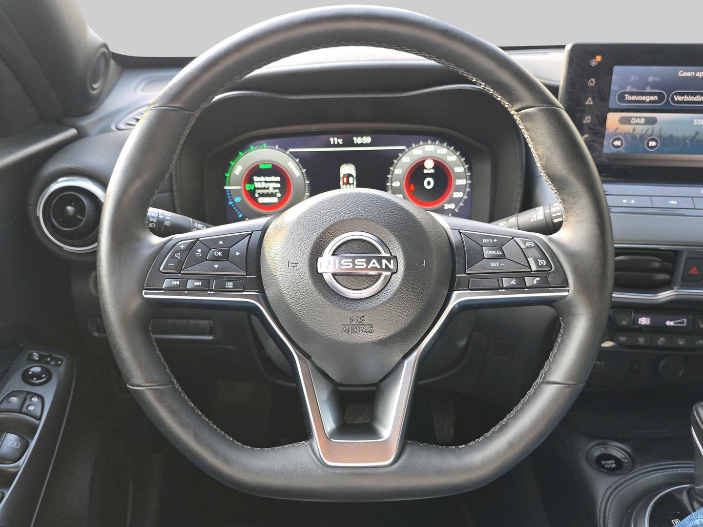 Nissan Nissan