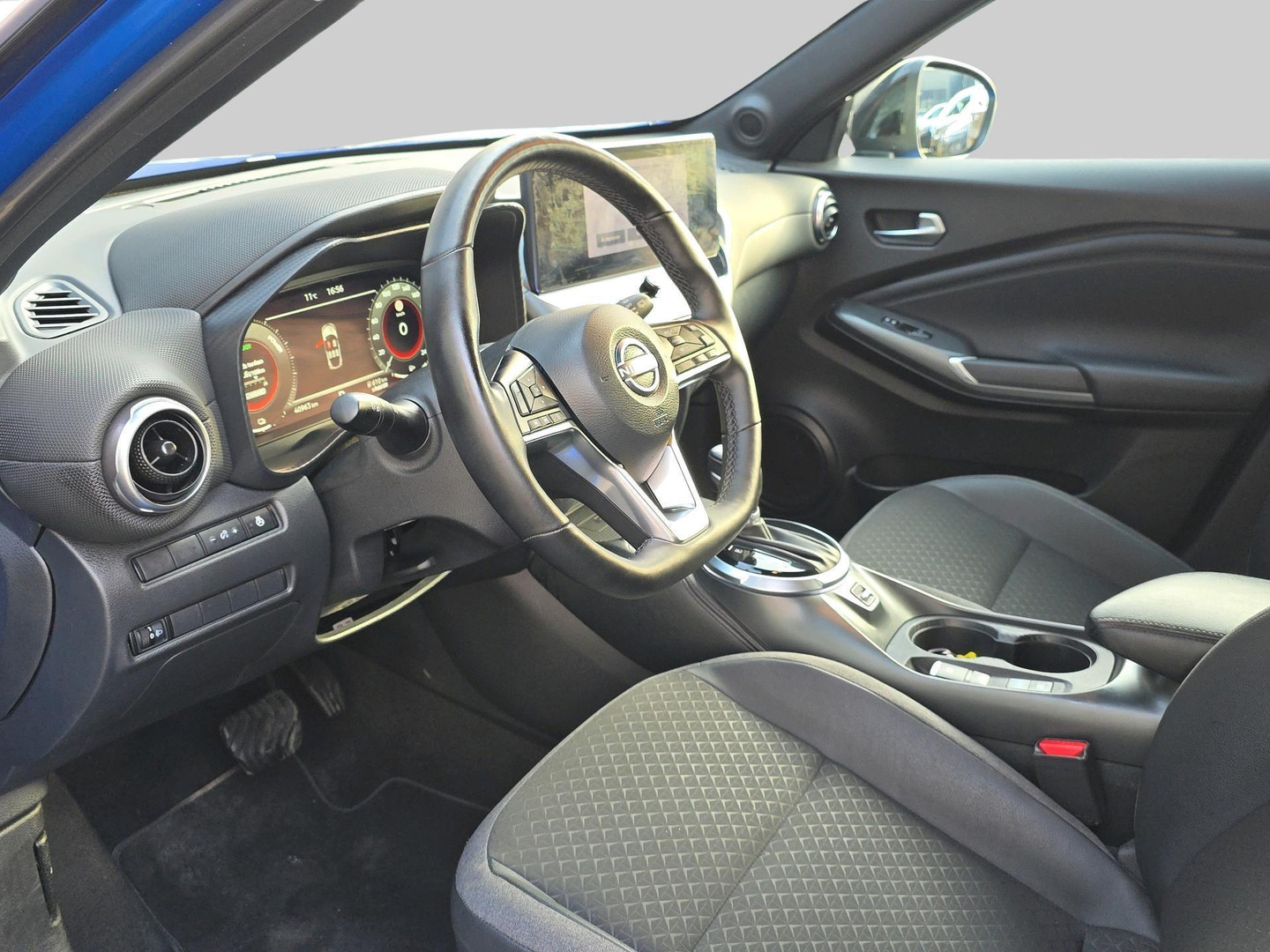 Nissan Nissan