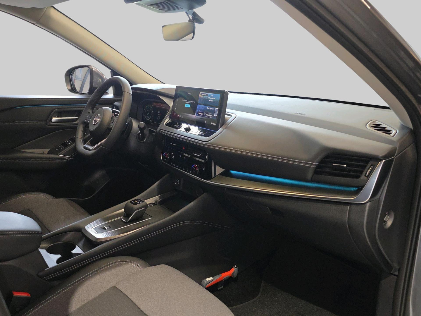 Nissan Nissan