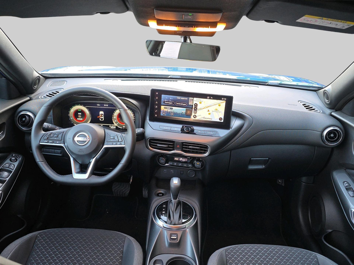 Nissan Nissan