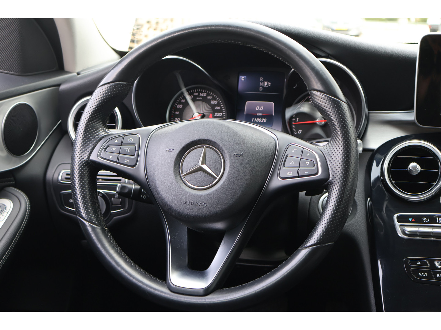 Mercedes-Benz Mercedes-Benz
