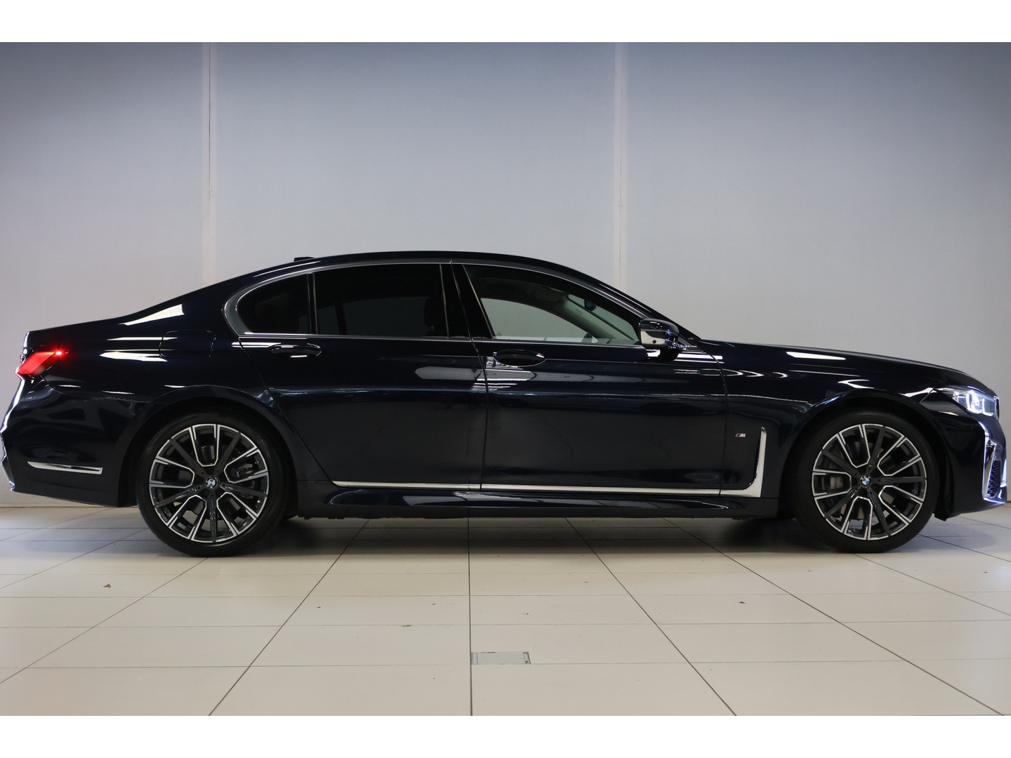BMW BMW