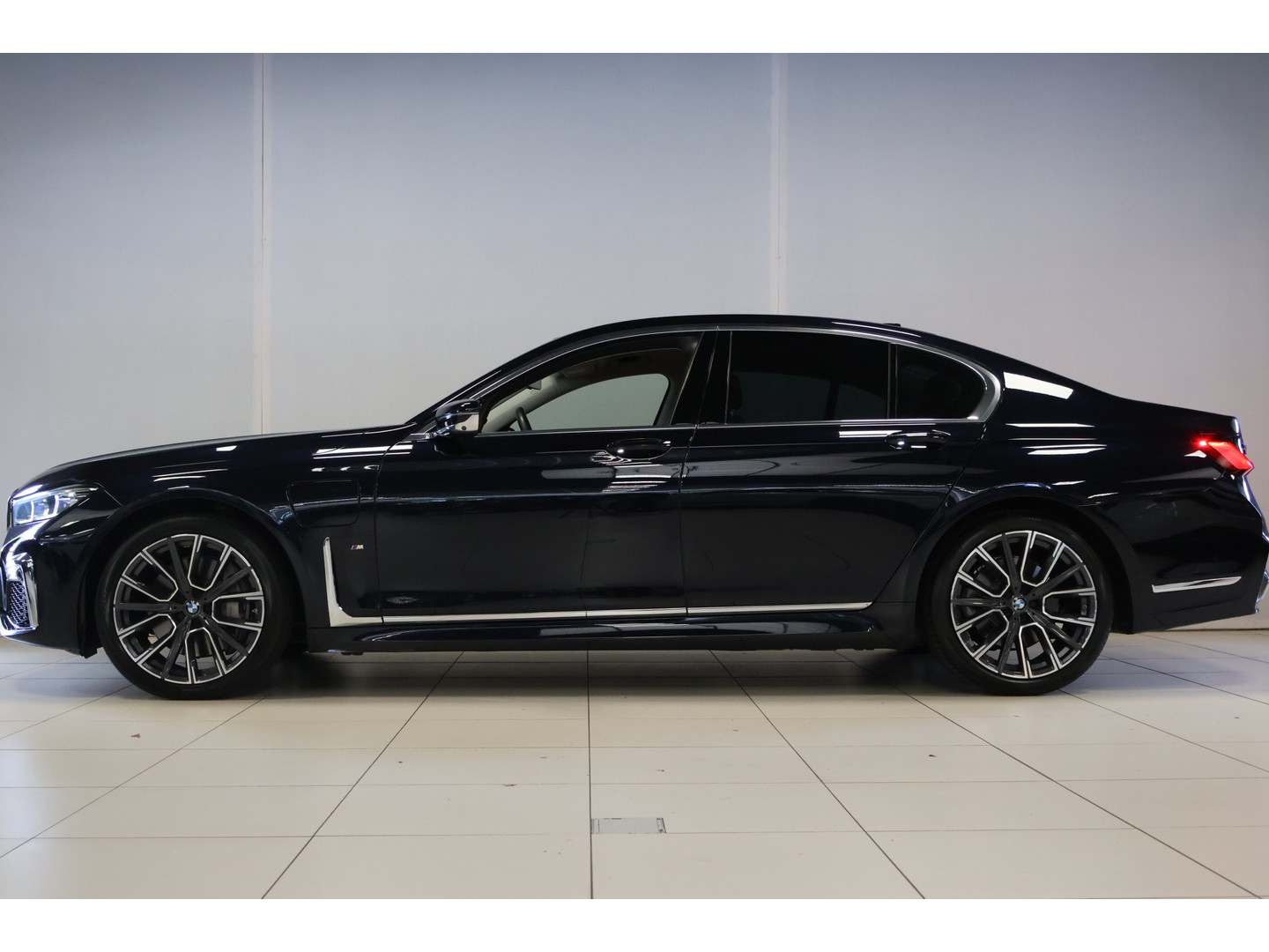 BMW BMW