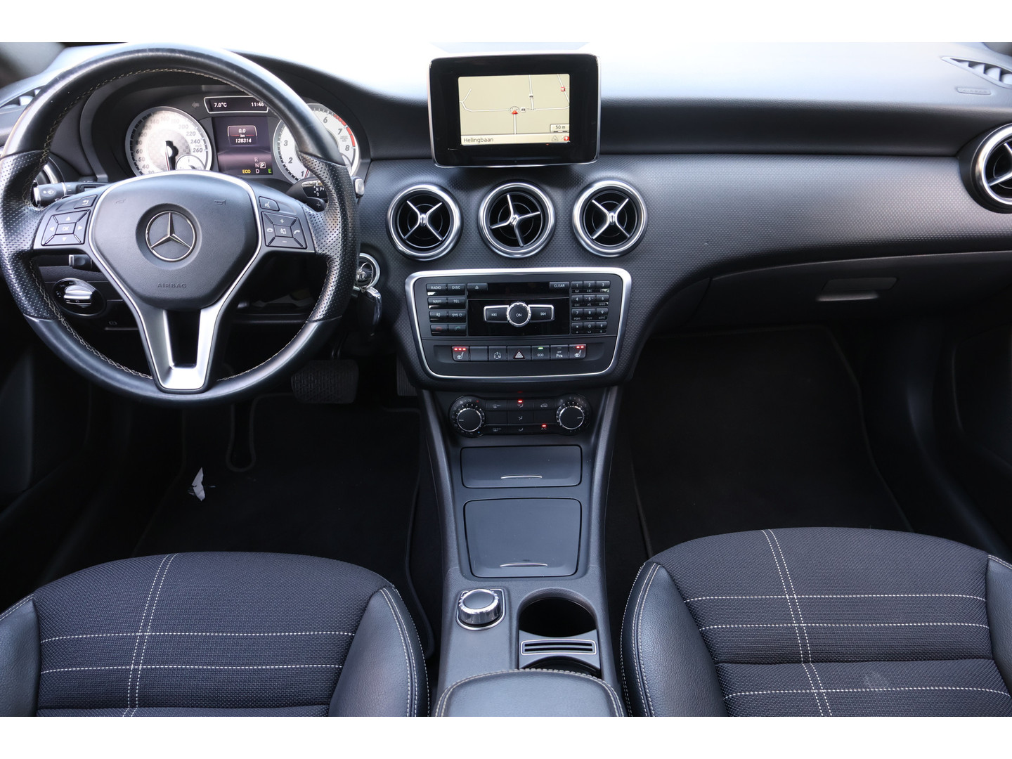 Mercedes-Benz Mercedes-Benz