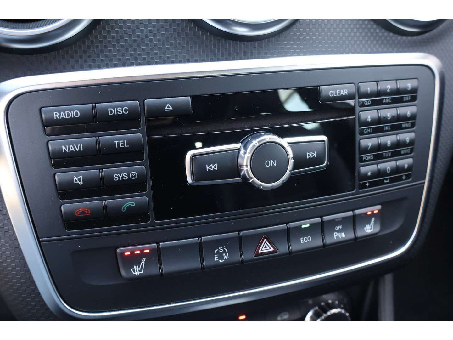 Mercedes-Benz Mercedes-Benz