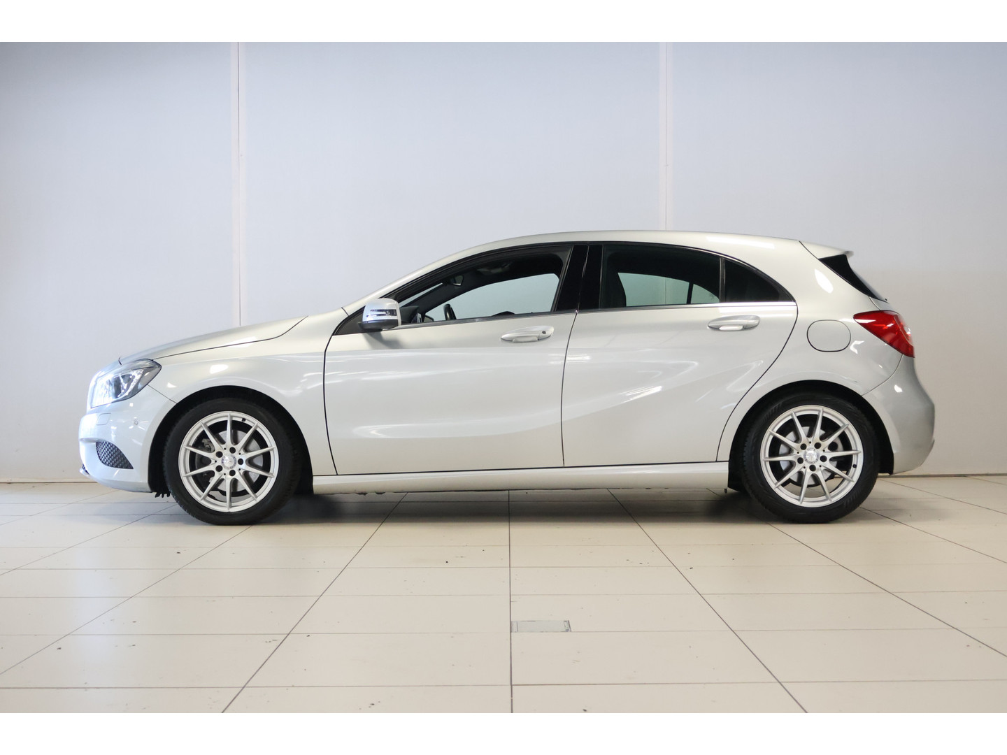 Mercedes-Benz Mercedes-Benz