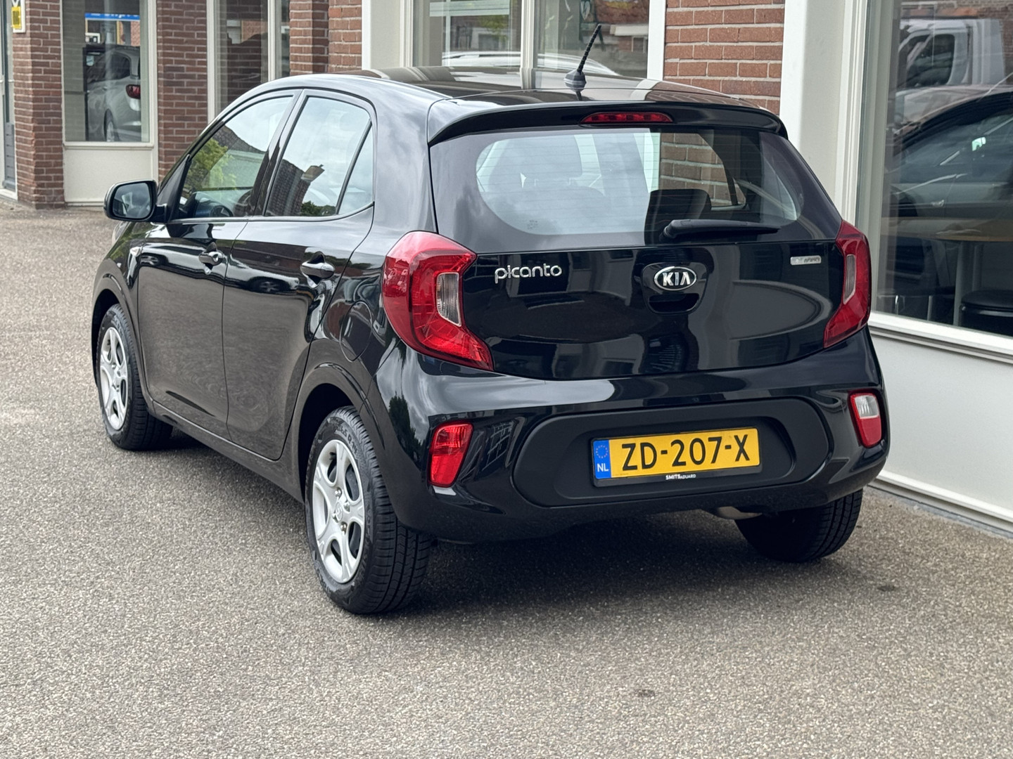 Kia