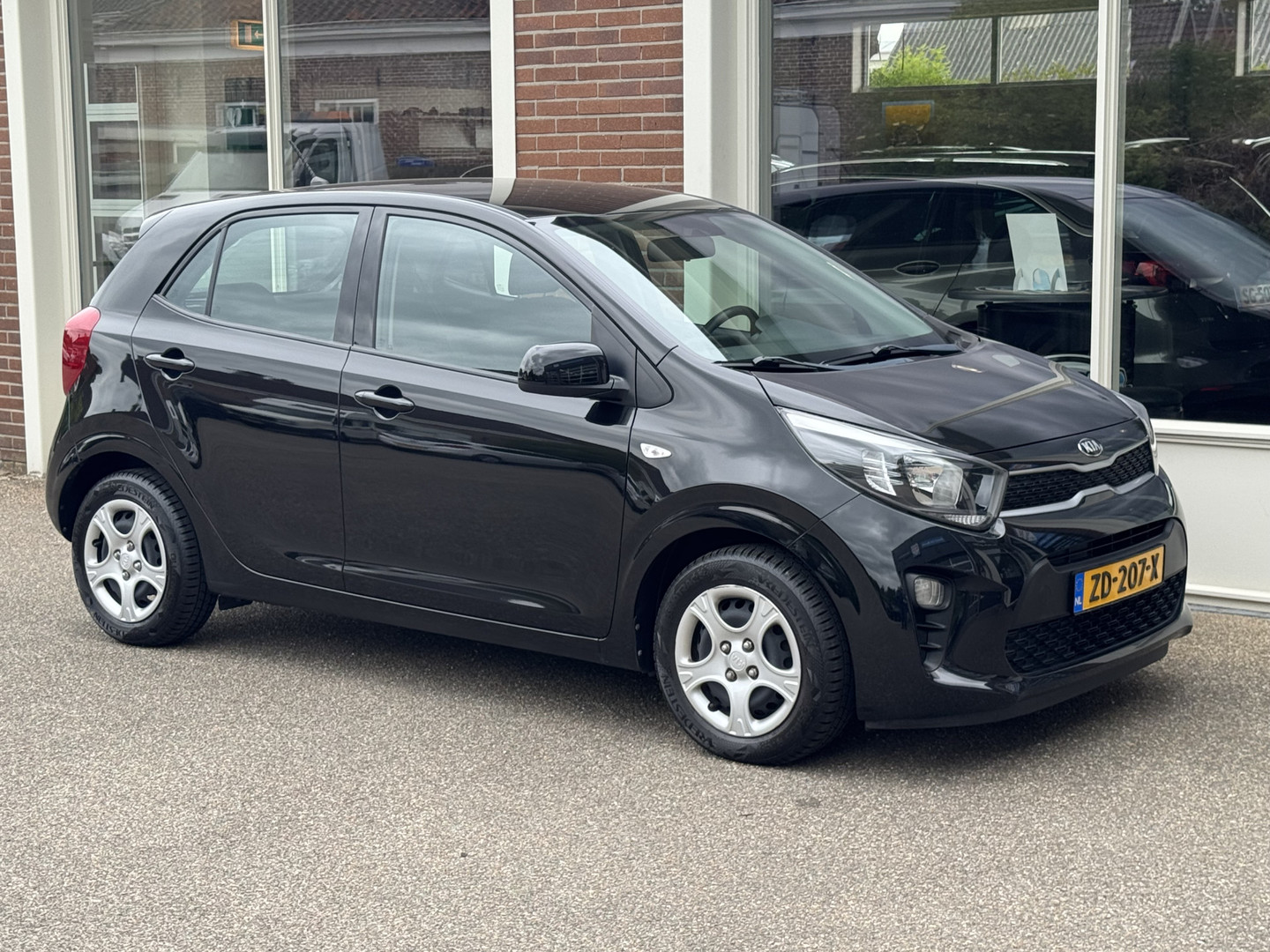 Kia
