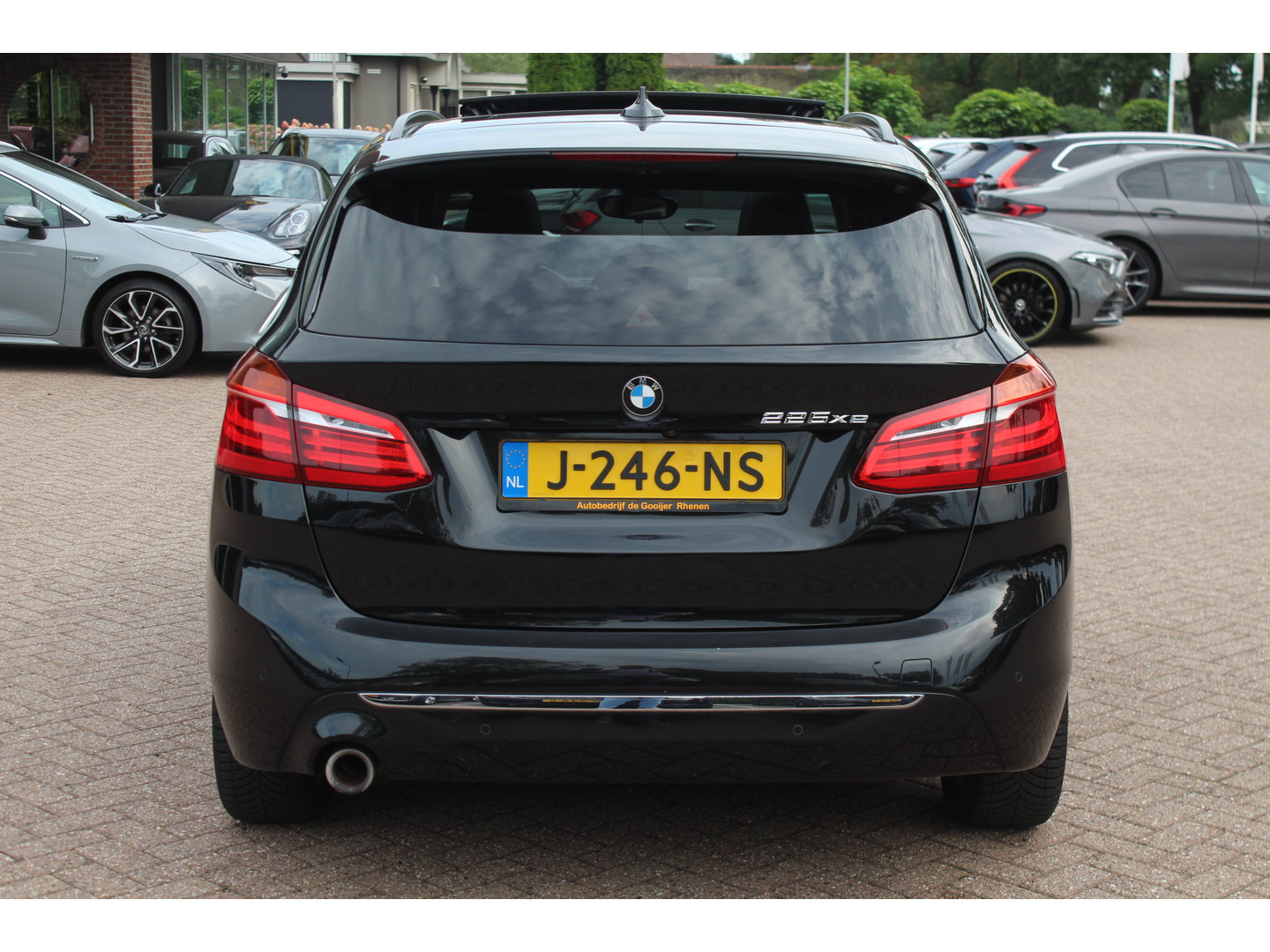 BMW