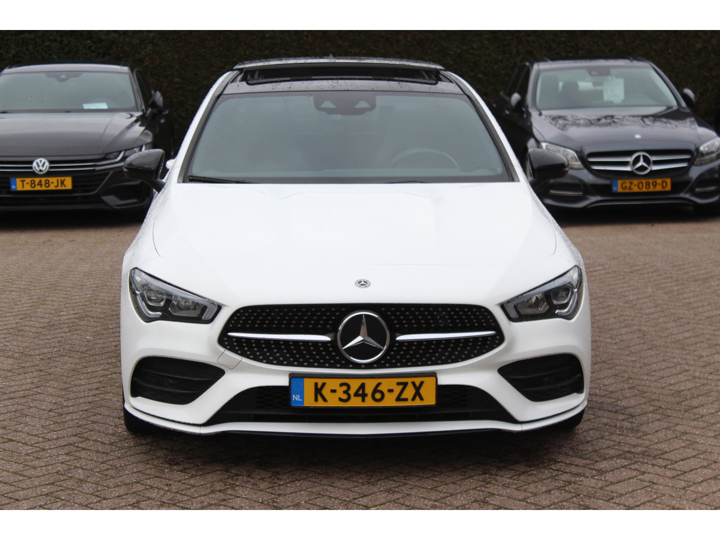 Mercedes-Benz Mercedes-Benz