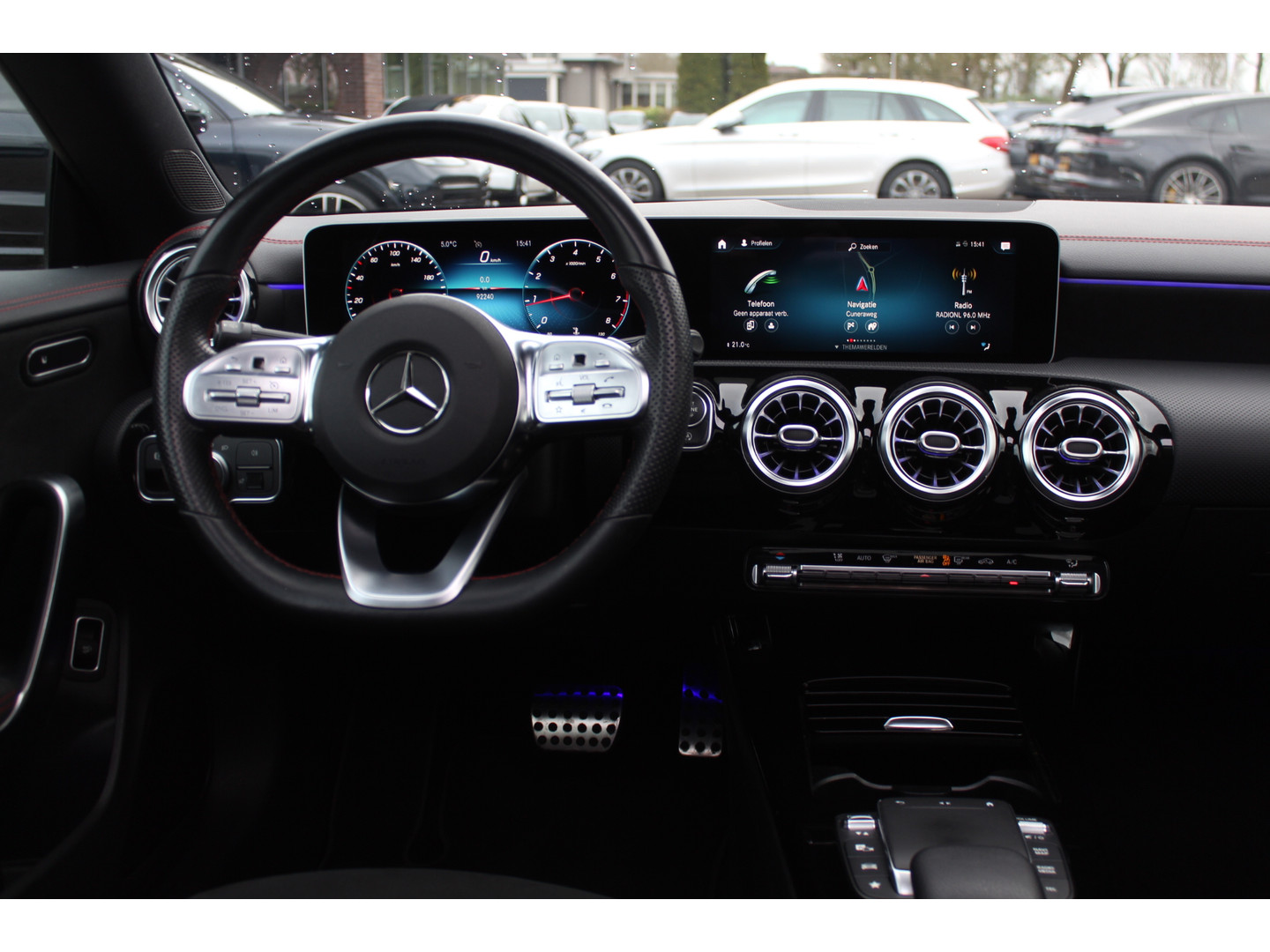 Mercedes-Benz Mercedes-Benz