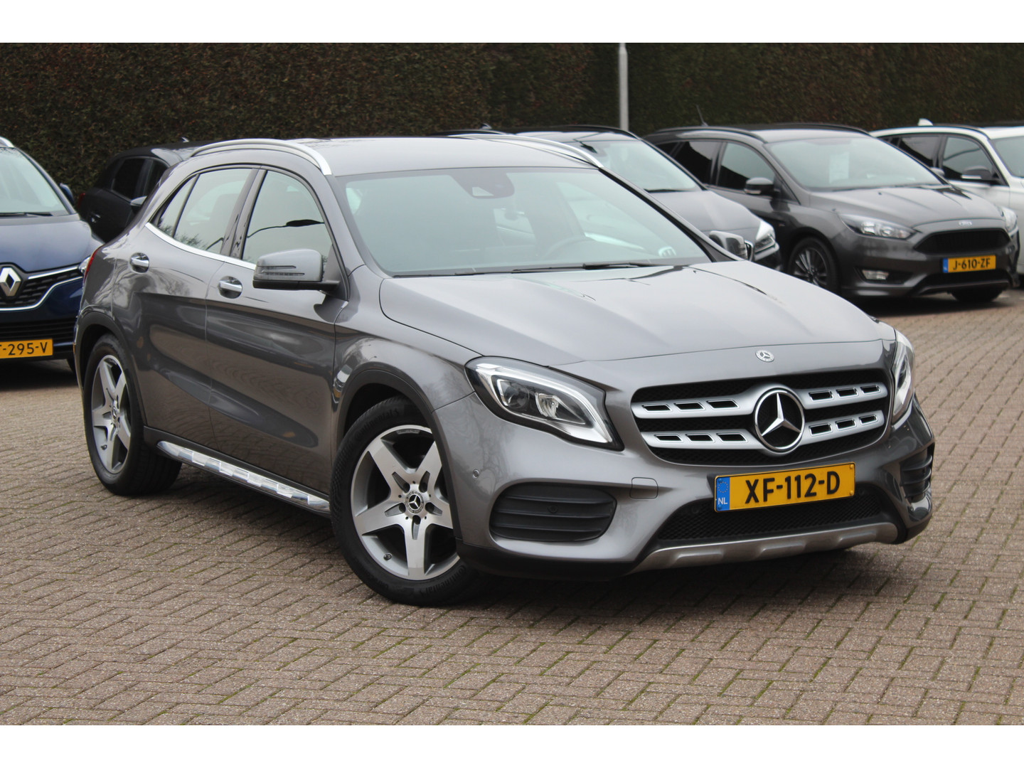 Mercedes-Benz Mercedes-Benz
