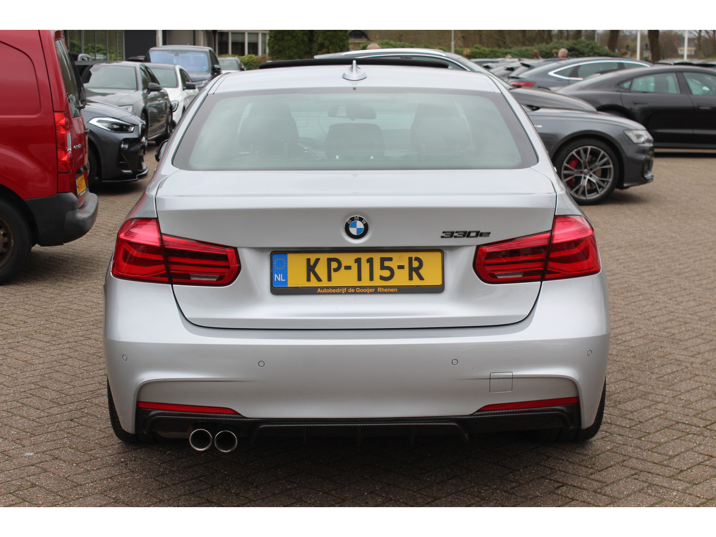 BMW BMW