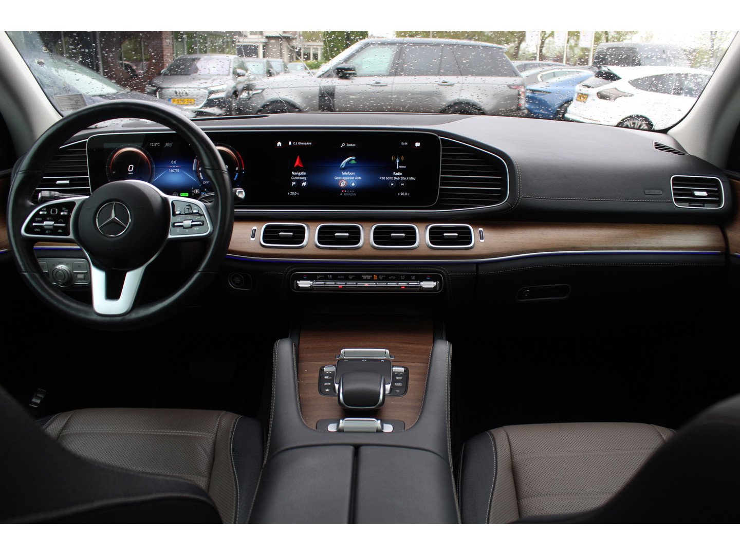 Mercedes-Benz Mercedes-Benz
