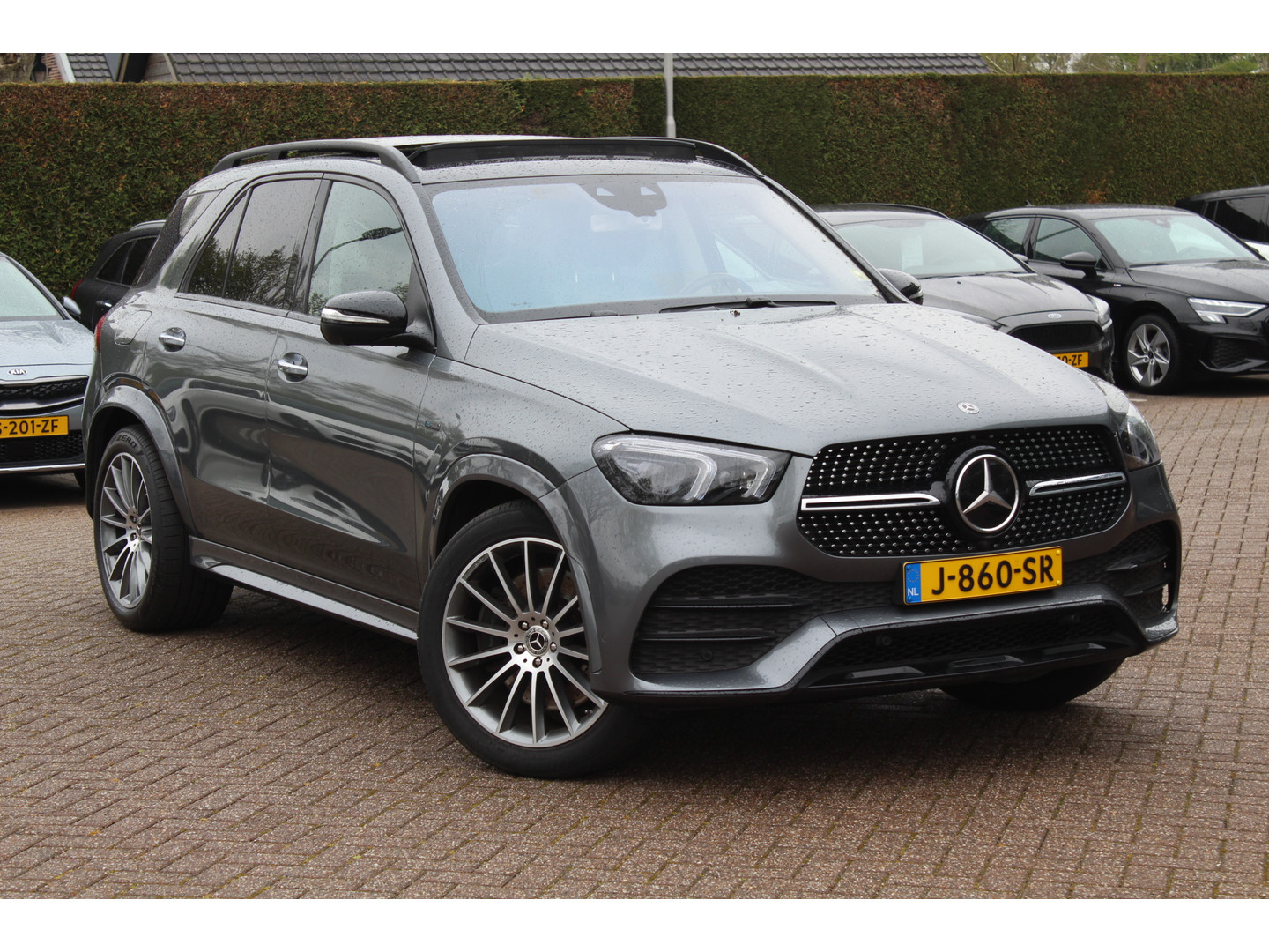 Mercedes-Benz Mercedes-Benz