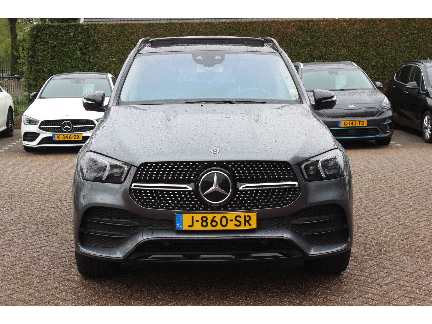 Mercedes-Benz Mercedes-Benz