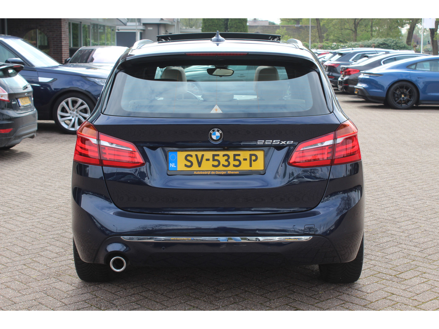 BMW